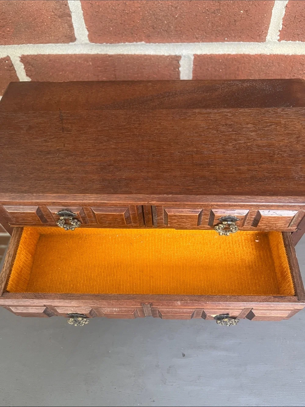 Vintage Wooden Jewelry Box with Music 4 Lined Drawers Table Top Chest Style
